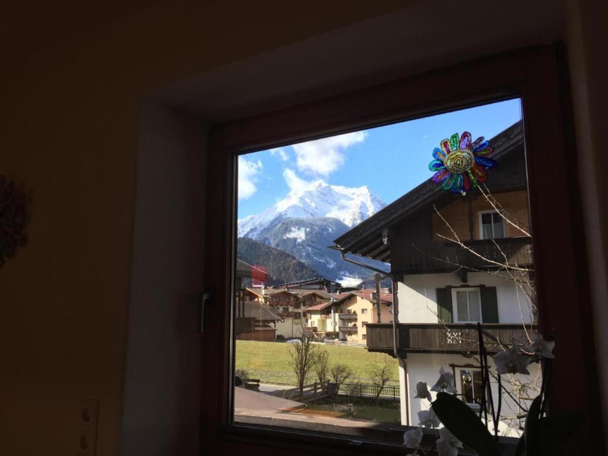 Ferienwohnung Galerie Kaiser Mayrhofen Zewnętrze zdjęcie