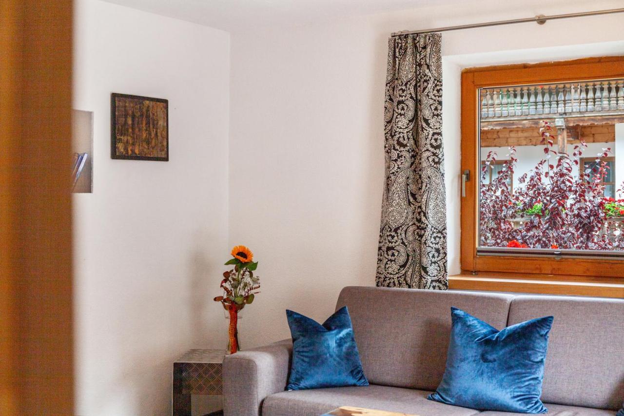 Ferienwohnung Galerie Kaiser Mayrhofen Zewnętrze zdjęcie